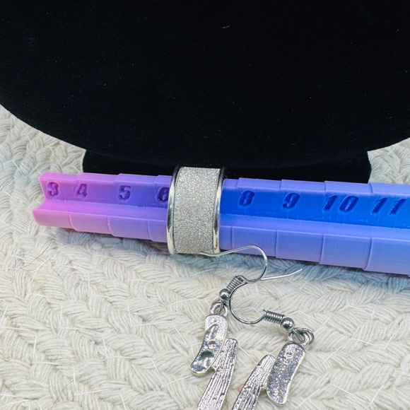 3 Piece Silver Necklace, Earrings, And Ring Set - Picture 8 of 8